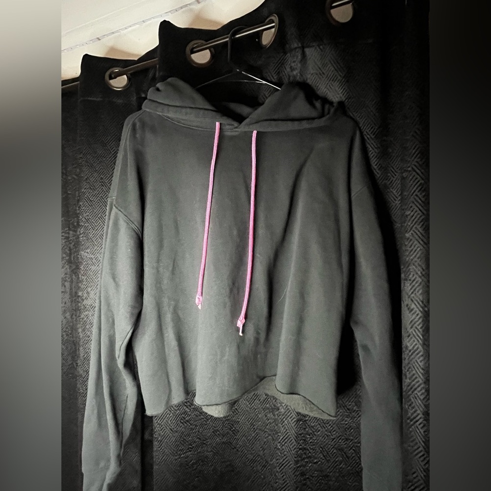 gray crop hoodie